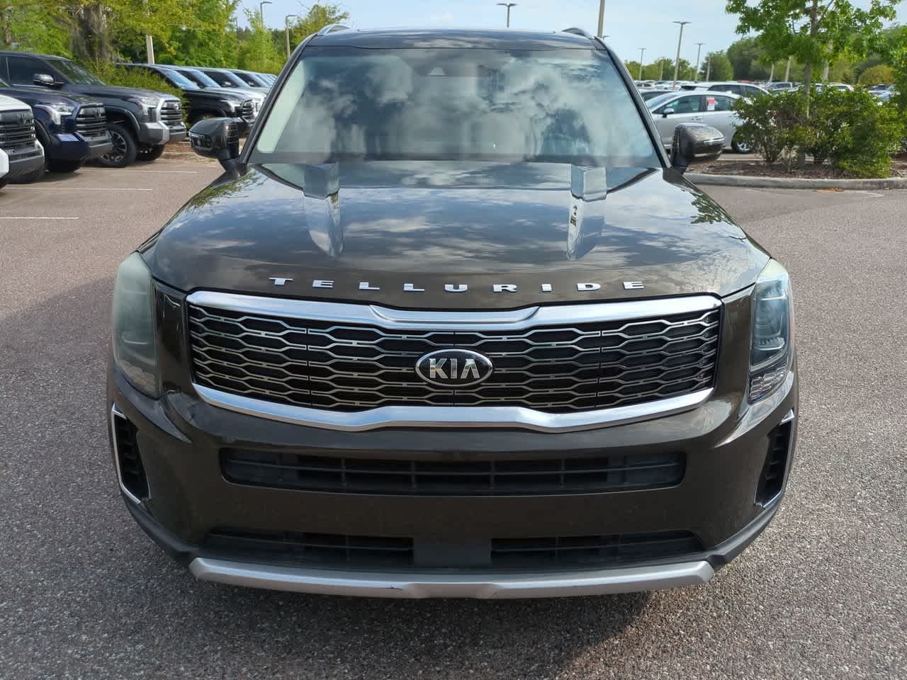 Used 2020 Dark Moss Kia EX image 9