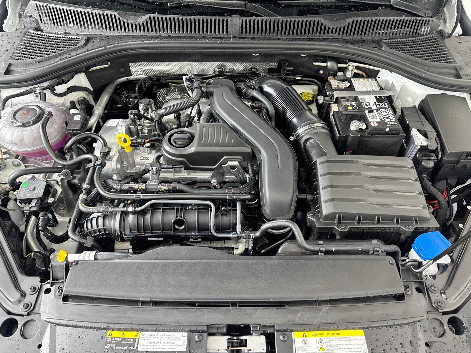 New 2027 Pure White Volkswagen S image 27