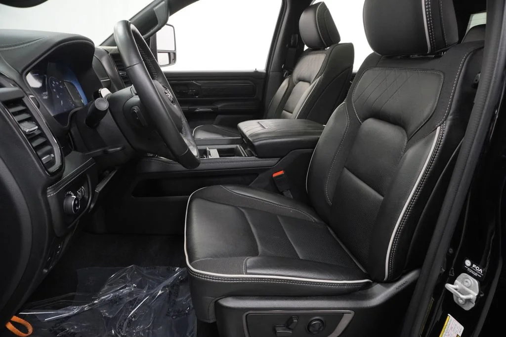 Certified Used 2025 Black Ram Limited image 18