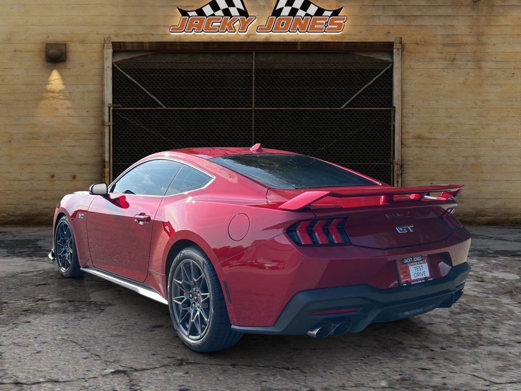 Used 2024 Rapid Red Metallic Tinted Clearcoat Ford GT Premium image 6