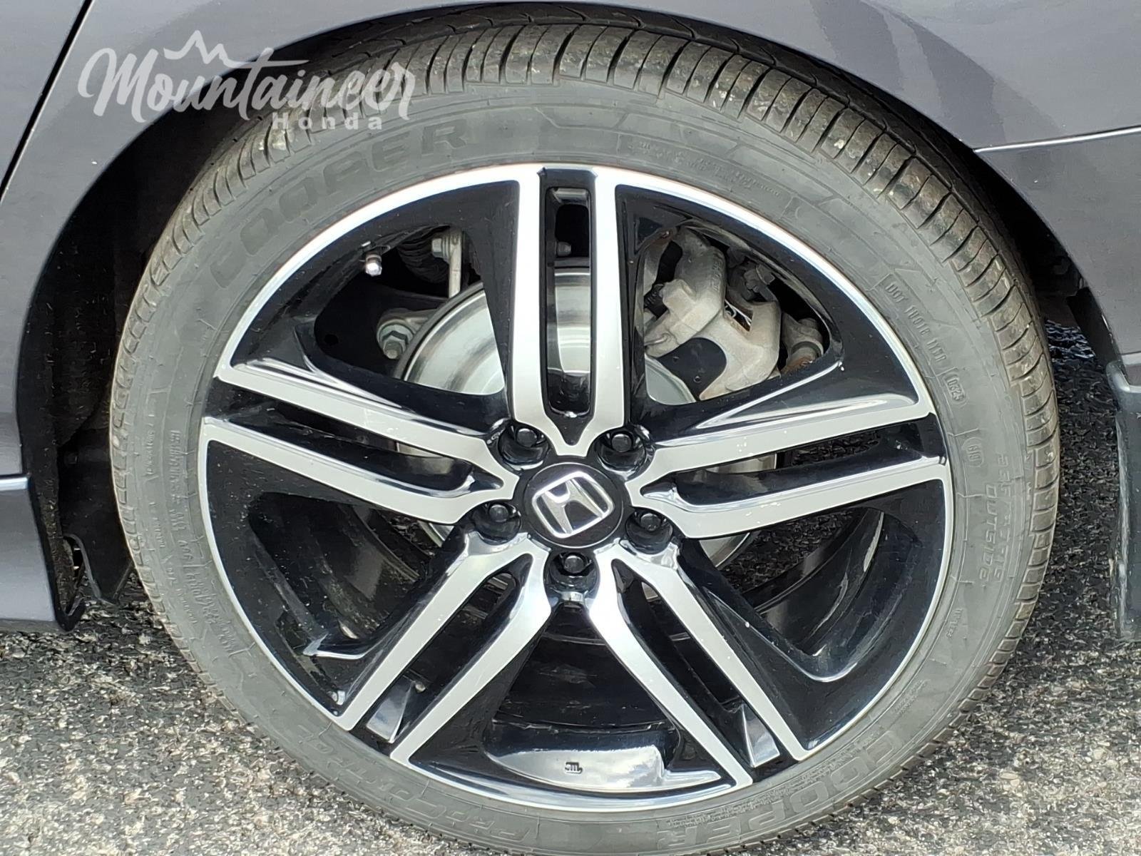 Used 2019 Modern Steel Metallic Honda Sport image 12