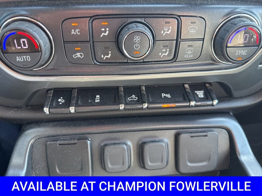 Used 2018 Purple Chevrolet LT image 31