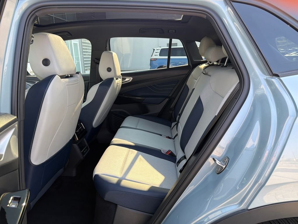 Certified Used 2024 Arctic Blue Volkswagen S image 14