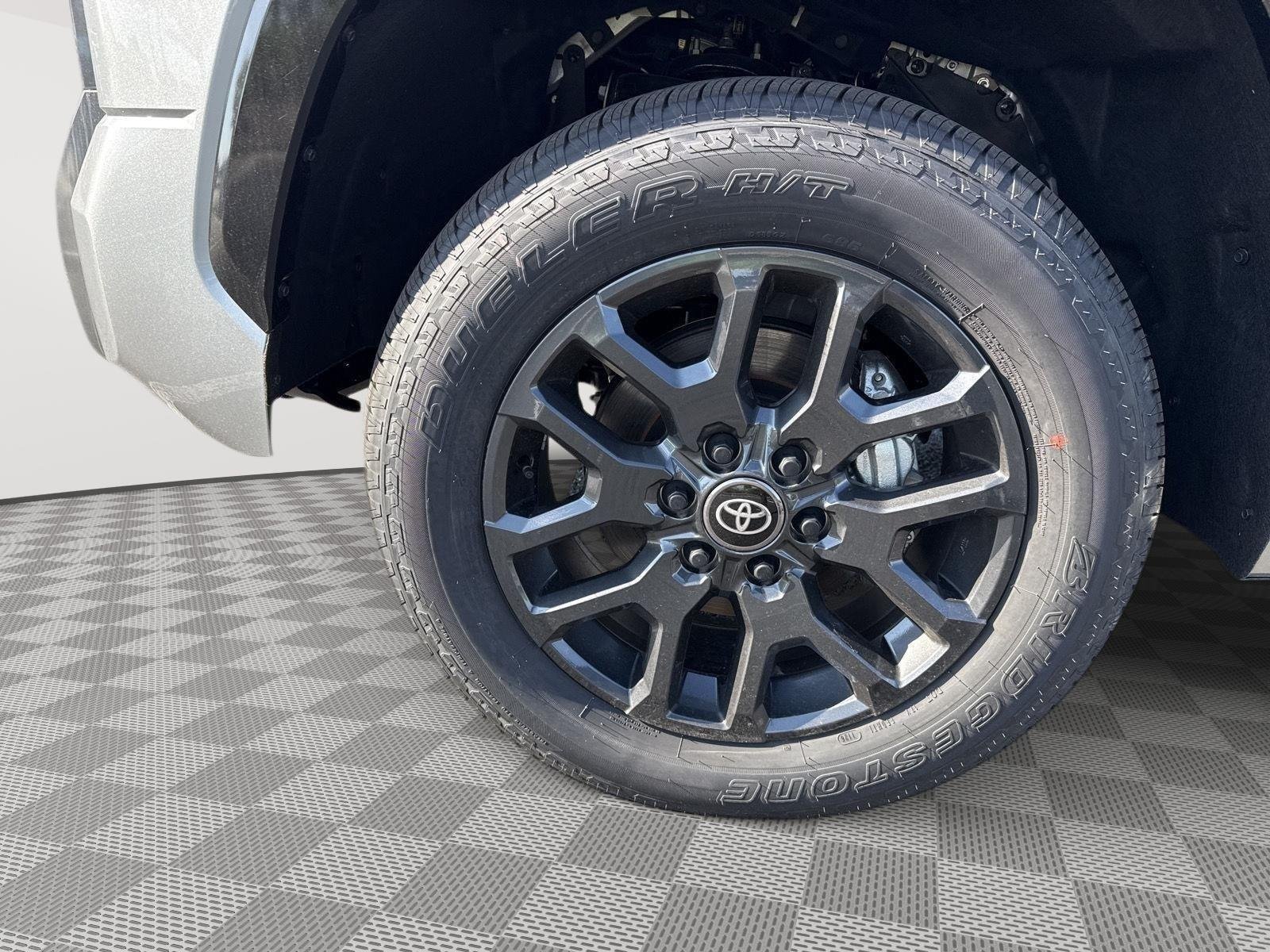 2026 Toyota Tundra Platinum - Photo 13