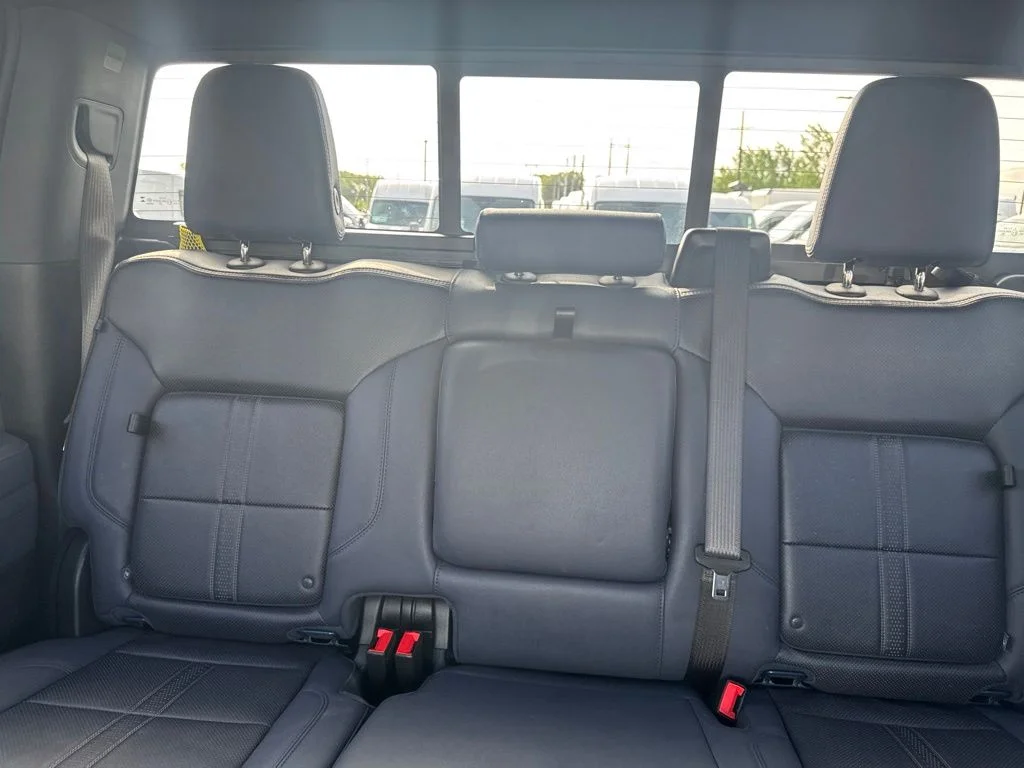 Used 2026 Blue Chevrolet High Country image 30