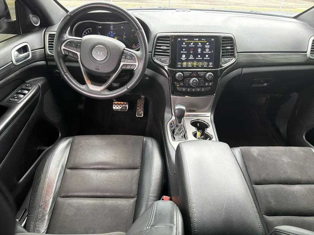 Used 2019 Black Jeep Altitude image 23