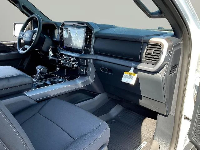New 2026 Oxford White Ford XLT image 34