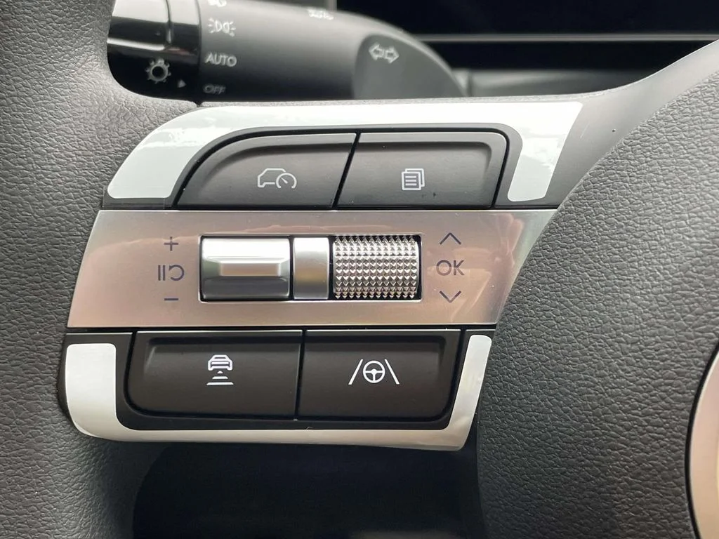 New 2026 Gray Hyundai SEL image 20