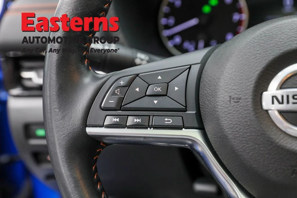 Used 2023 Blue Nissan SR image 15