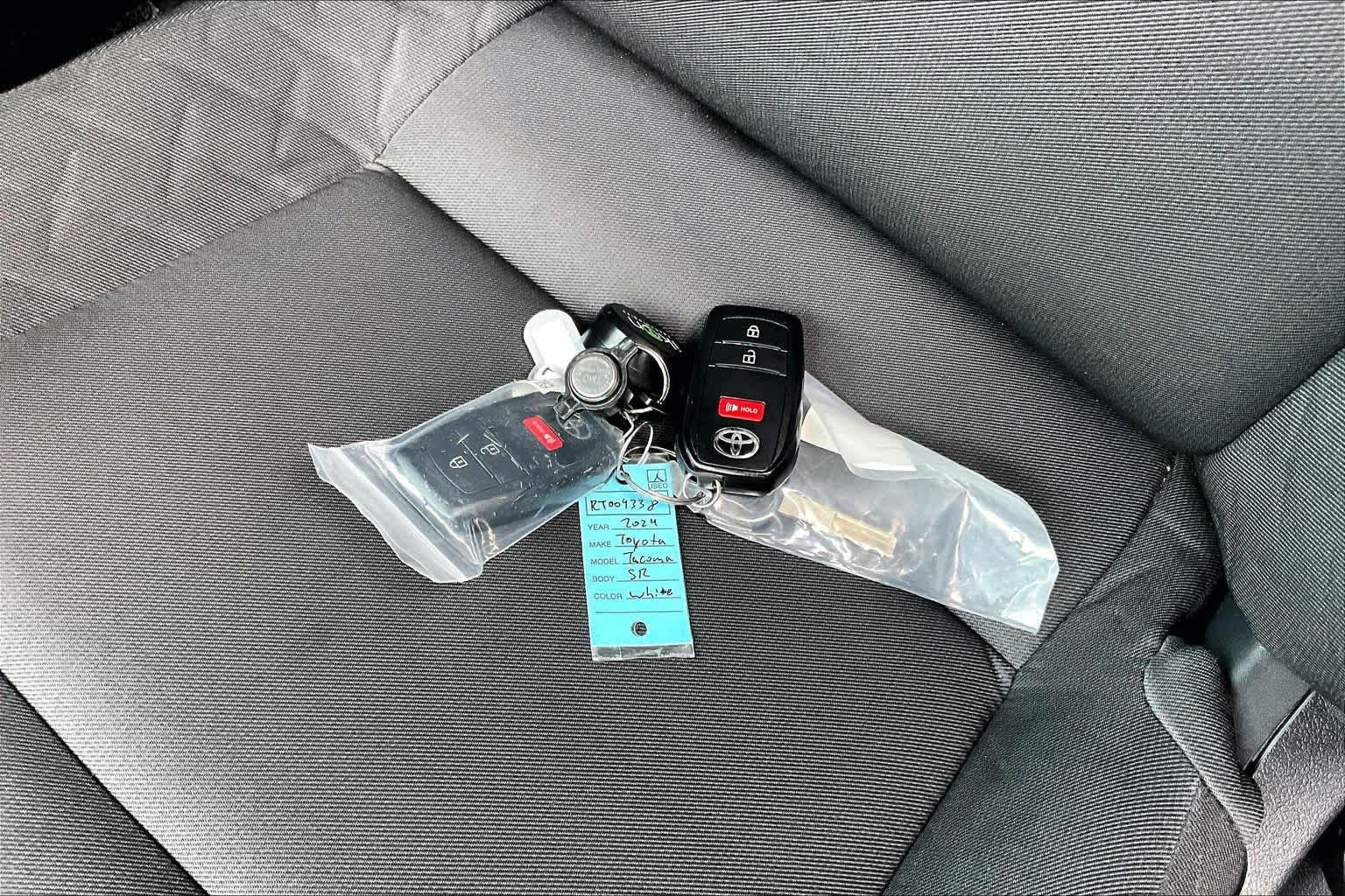 Certified Used 2024 Ice Cap Toyota SR image 15