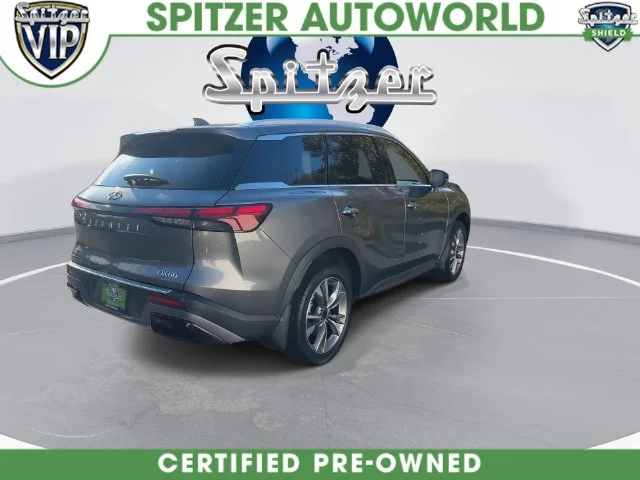 Used 2023 Gray INFINITI LUXE image 14