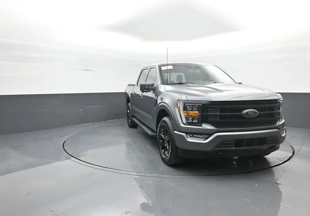 Certified Used 2023 Gray Metallic Ford XLT image 2