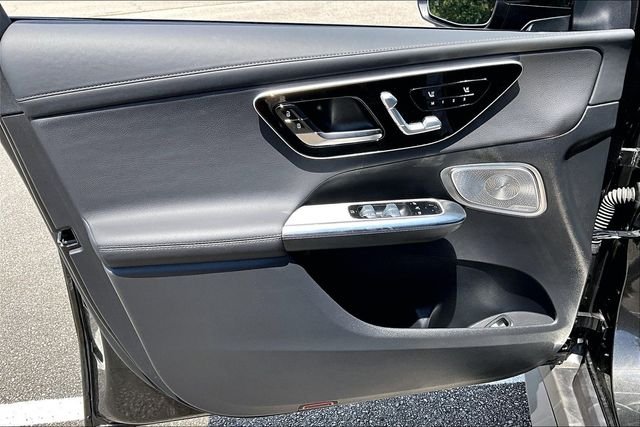 Used 2026 Gray Mercedes-Benz GLC 300 image 17