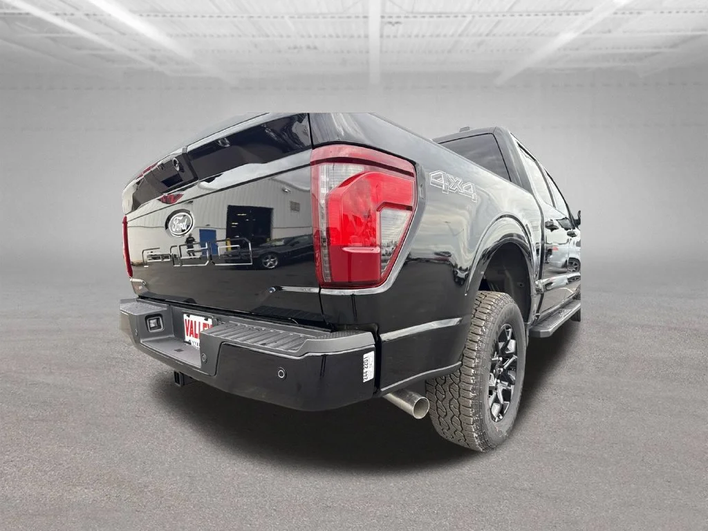 New 2026 Agate Black Metallic Ford XLT image 55
