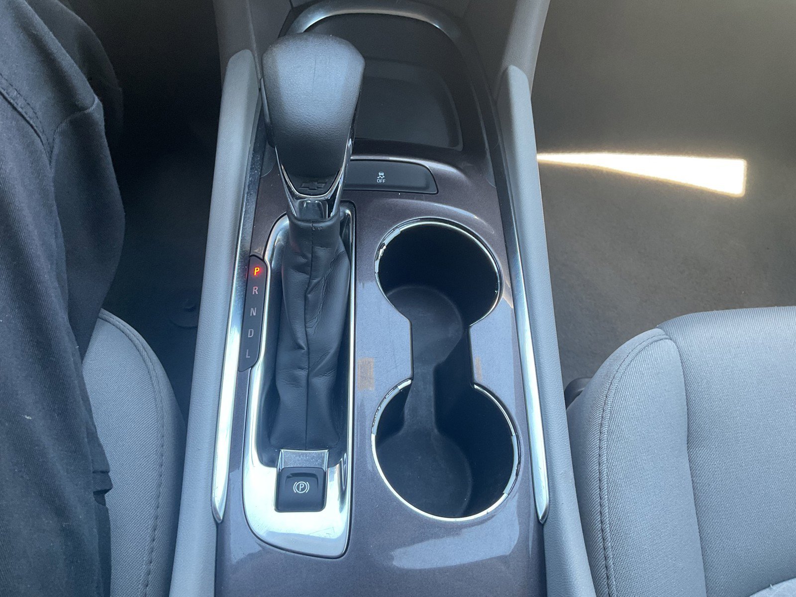 Used 2022 Mineral Gray Metallic Chevrolet LT image 28