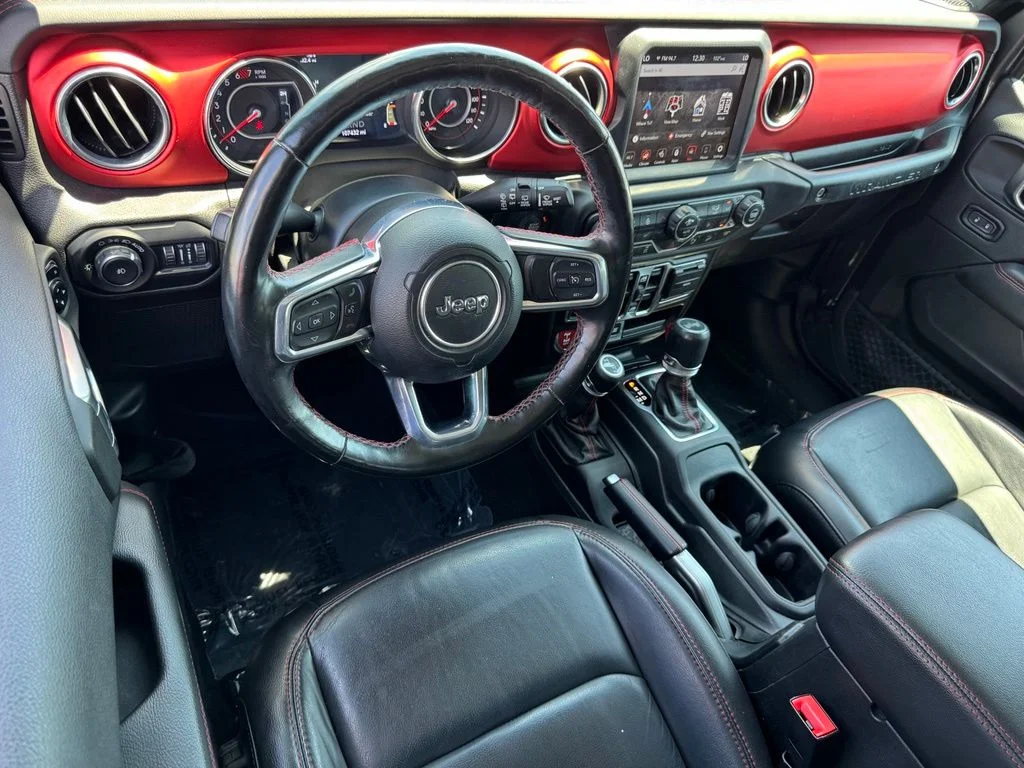 Used 2020 Gray Jeep Unlimited Rubicon image 25