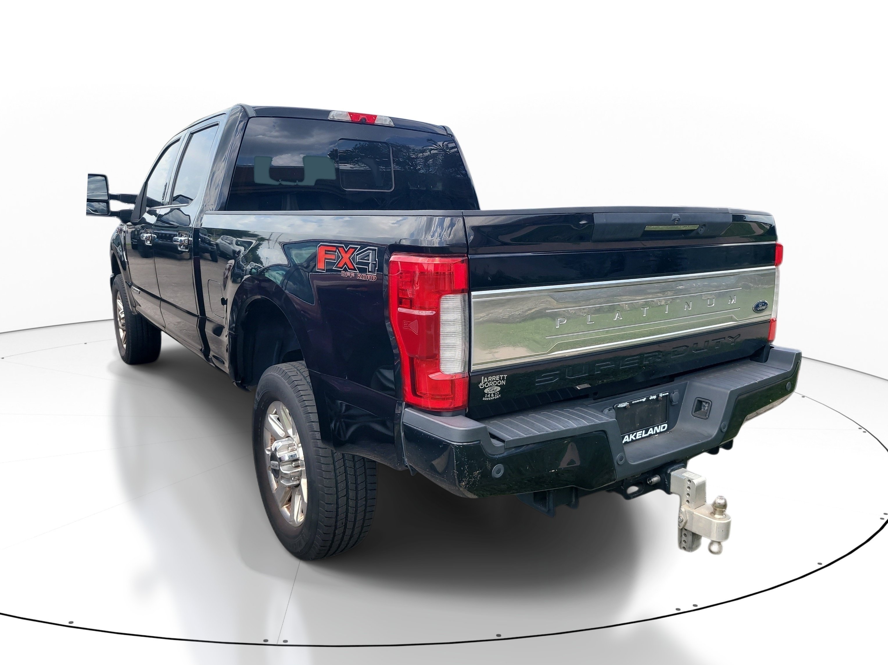 Used 2017 Shadow Black Ford Platinum image 6