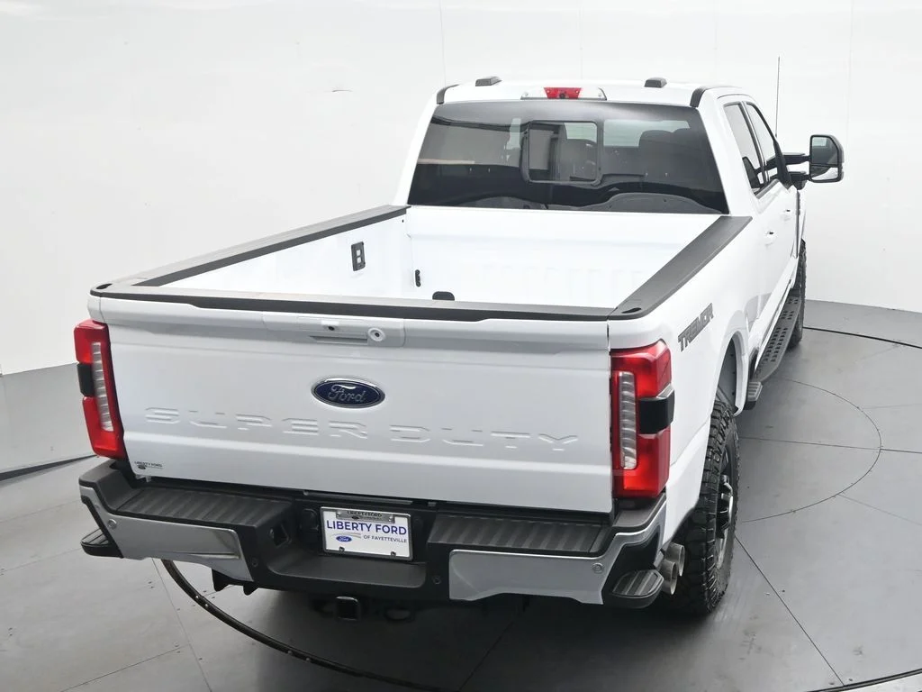 New 2026 Oxford White Ford F-250® Lariat® image 28