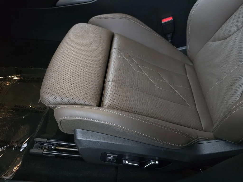 Used 2025 Skyscraper Gray Metallic BMW 30 xDrive image 29