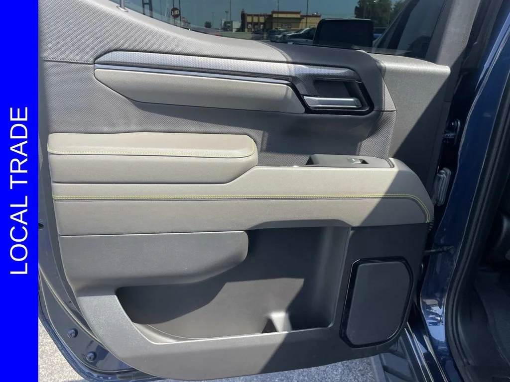 Used 2022 Northsky Blue Metallic Chevrolet ZR2 image 14