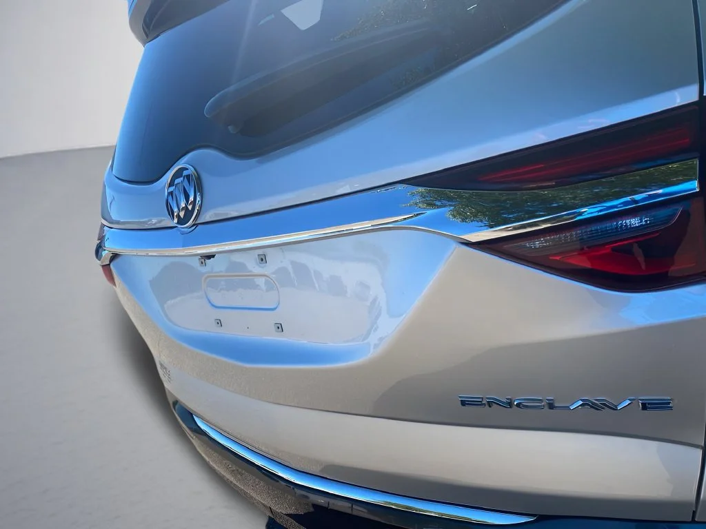 Used 2019 Includes Spectra Gray lower exterior accent color. Buick Essence image 40