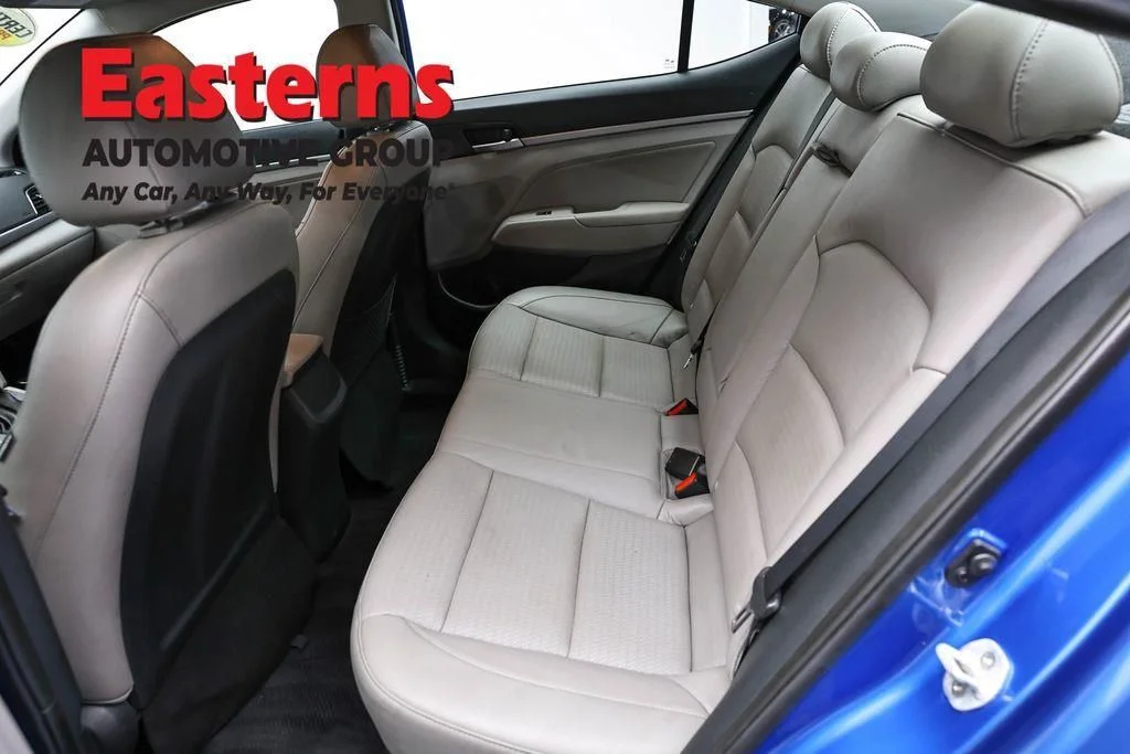 Used 2017 Blue Hyundai Limited image 22