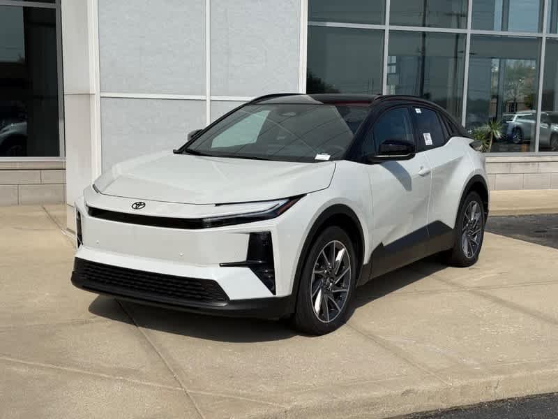 2026 Toyota C-HR XSE