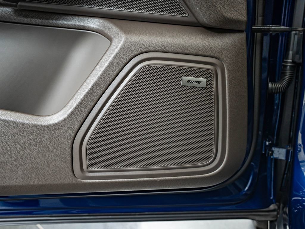 New 2026 Gentian Blue Metallic Porsche  image 20