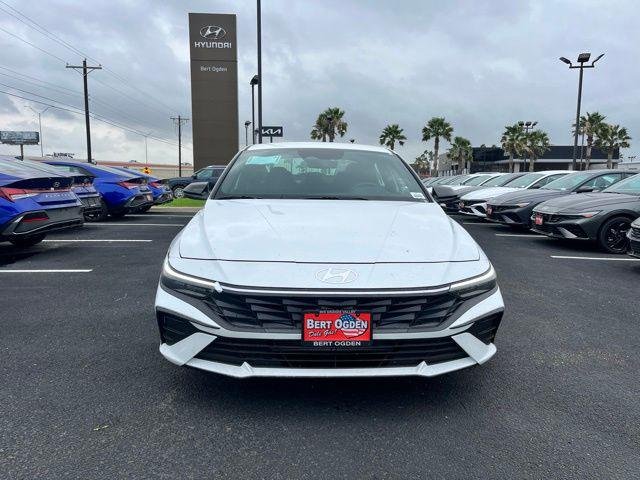 New 2026 White Hyundai SEL Sport image 2