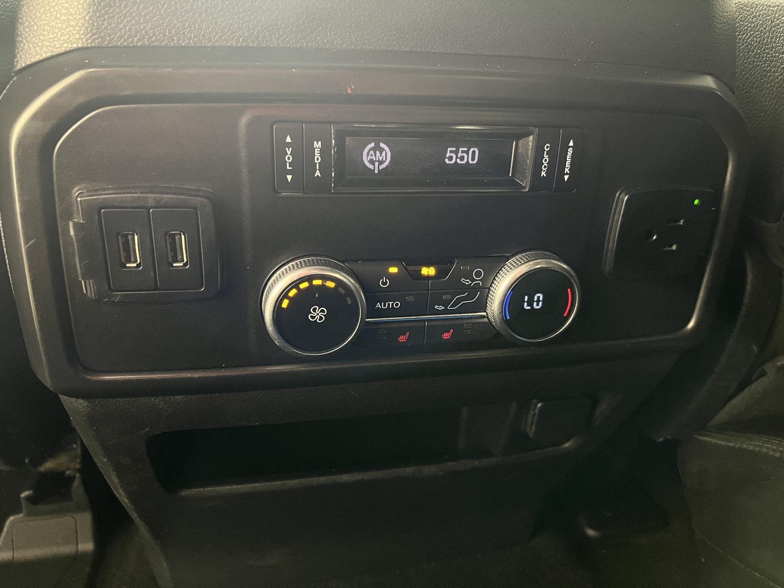 Used 2019 Ingot Silver Ford Limited image 29