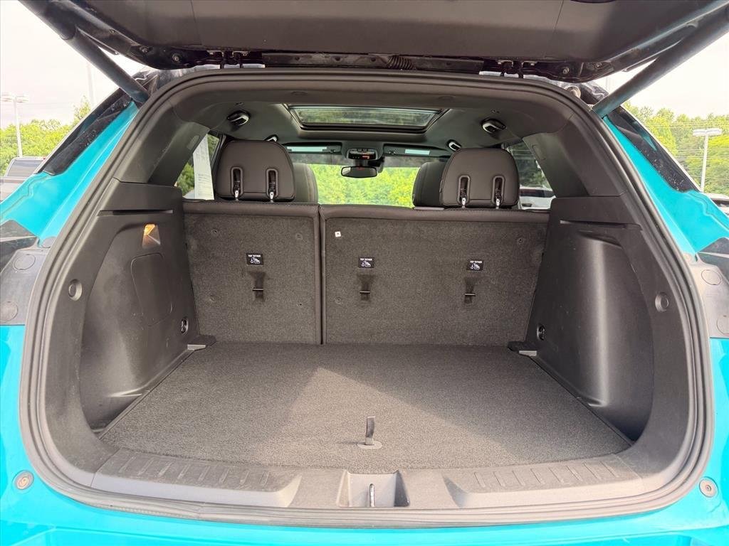 Used 2021 Oasis Blue Chevrolet RS image 24