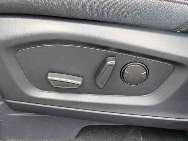 New 2026 Star White Metallic Tri-Coat Ford Active image 54