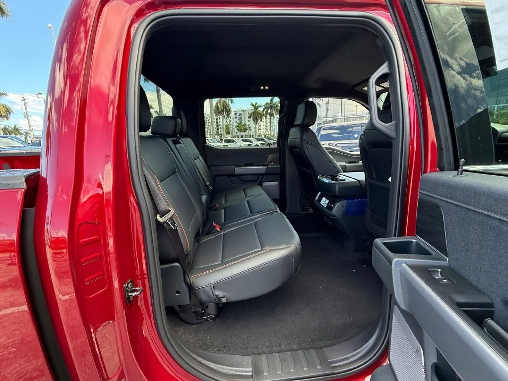 New 2026 Ruby Red Metallic Tinted Clearcoat Ford Lariat® image 13
