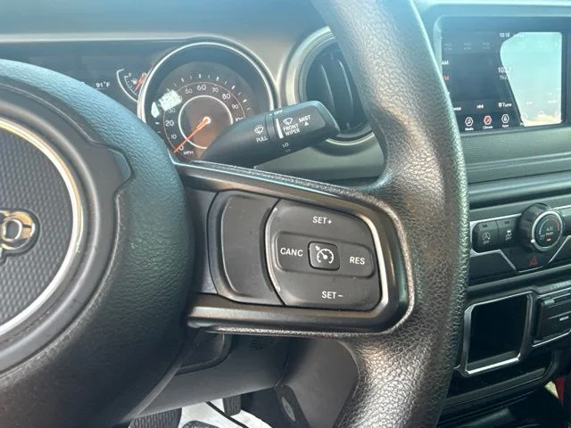 Used 2020 Gray Jeep Sport image 17