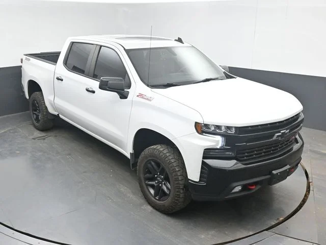 Used 2021 Summit White Chevrolet LT Trail Boss image 13