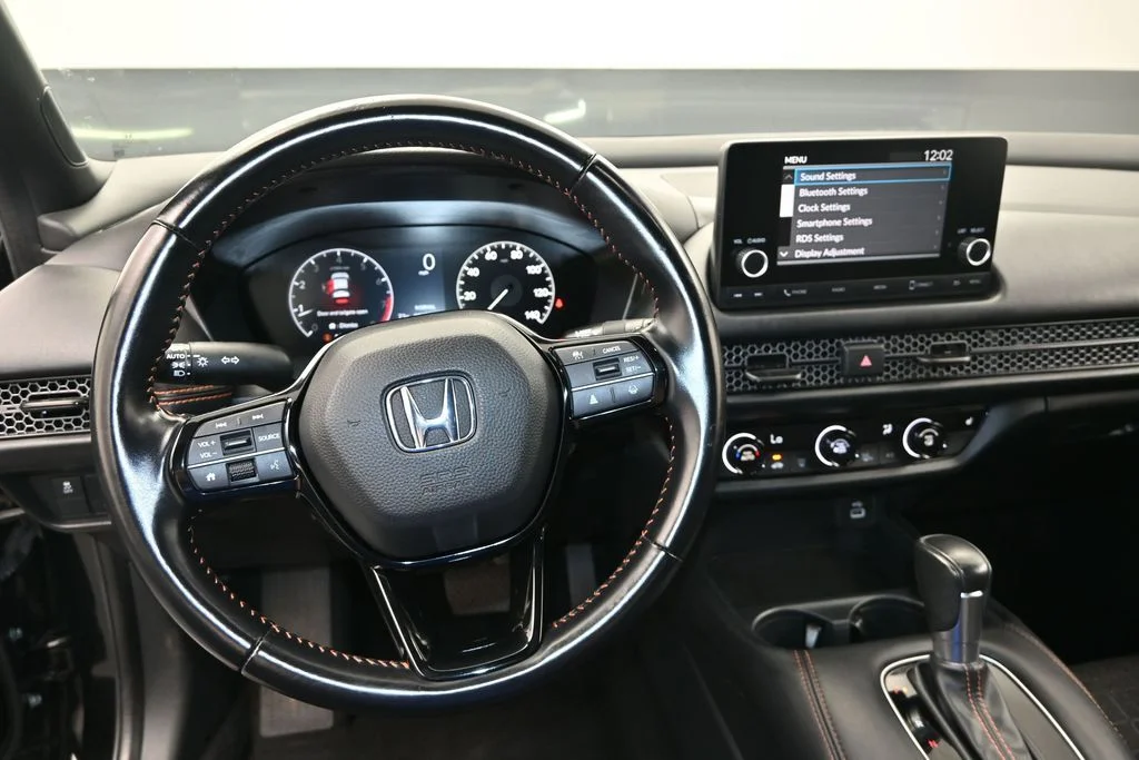 Used 2025  Honda Sport image 17