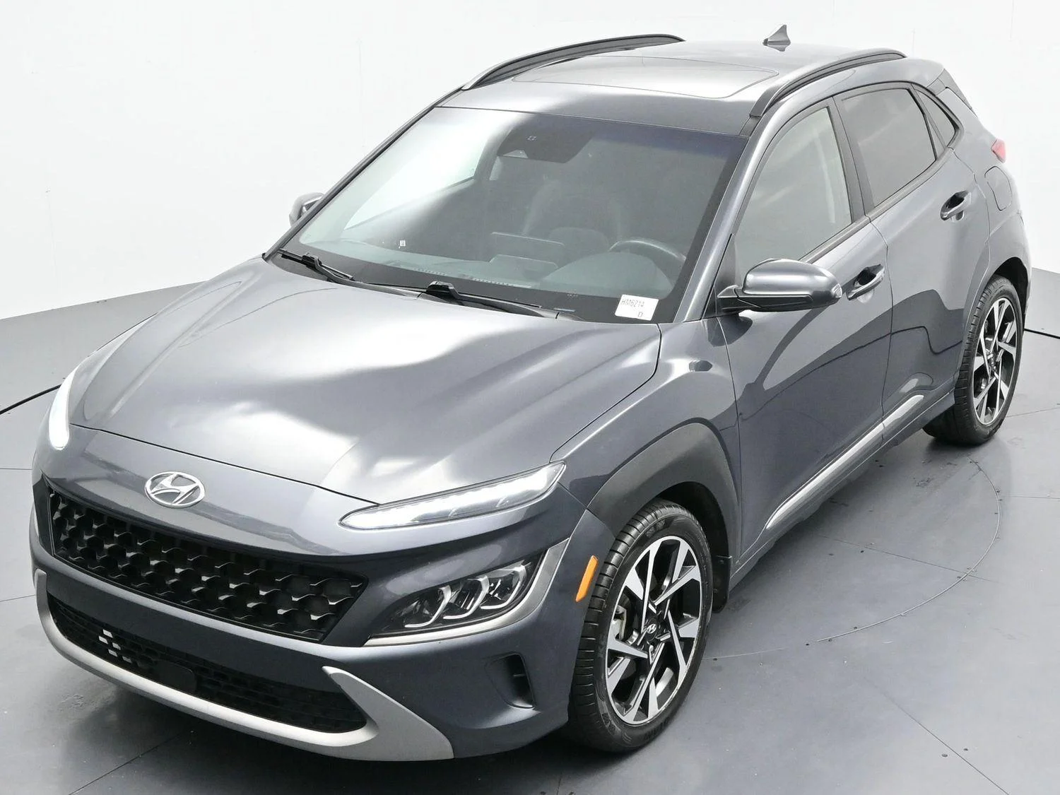 Used 2022 Thunder Gray Hyundai Limited image 36