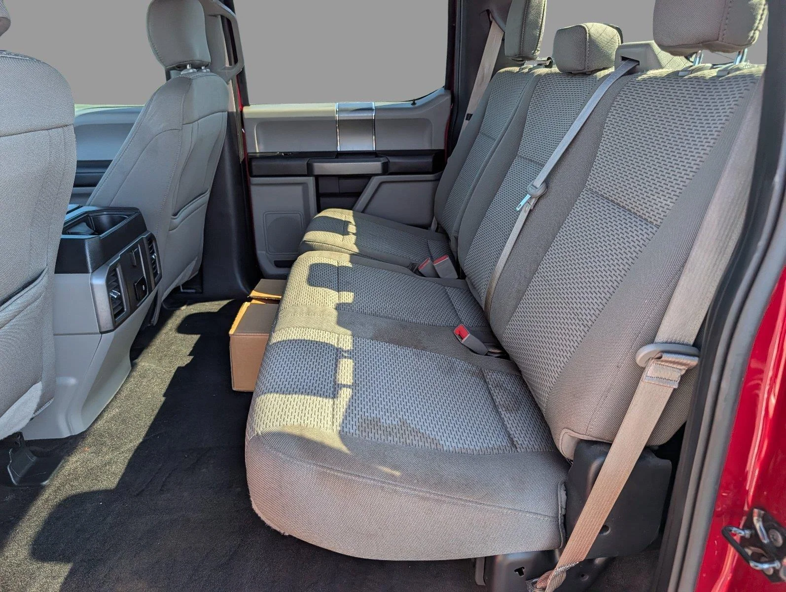 Used 2018 Ruby Red Metallic Tinted Clearcoat Ford XLT image 31