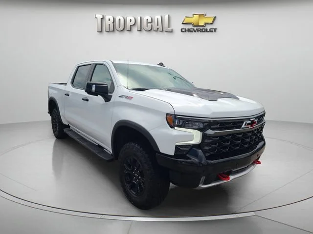New 2026 Summit White Chevrolet ZR2 image 7
