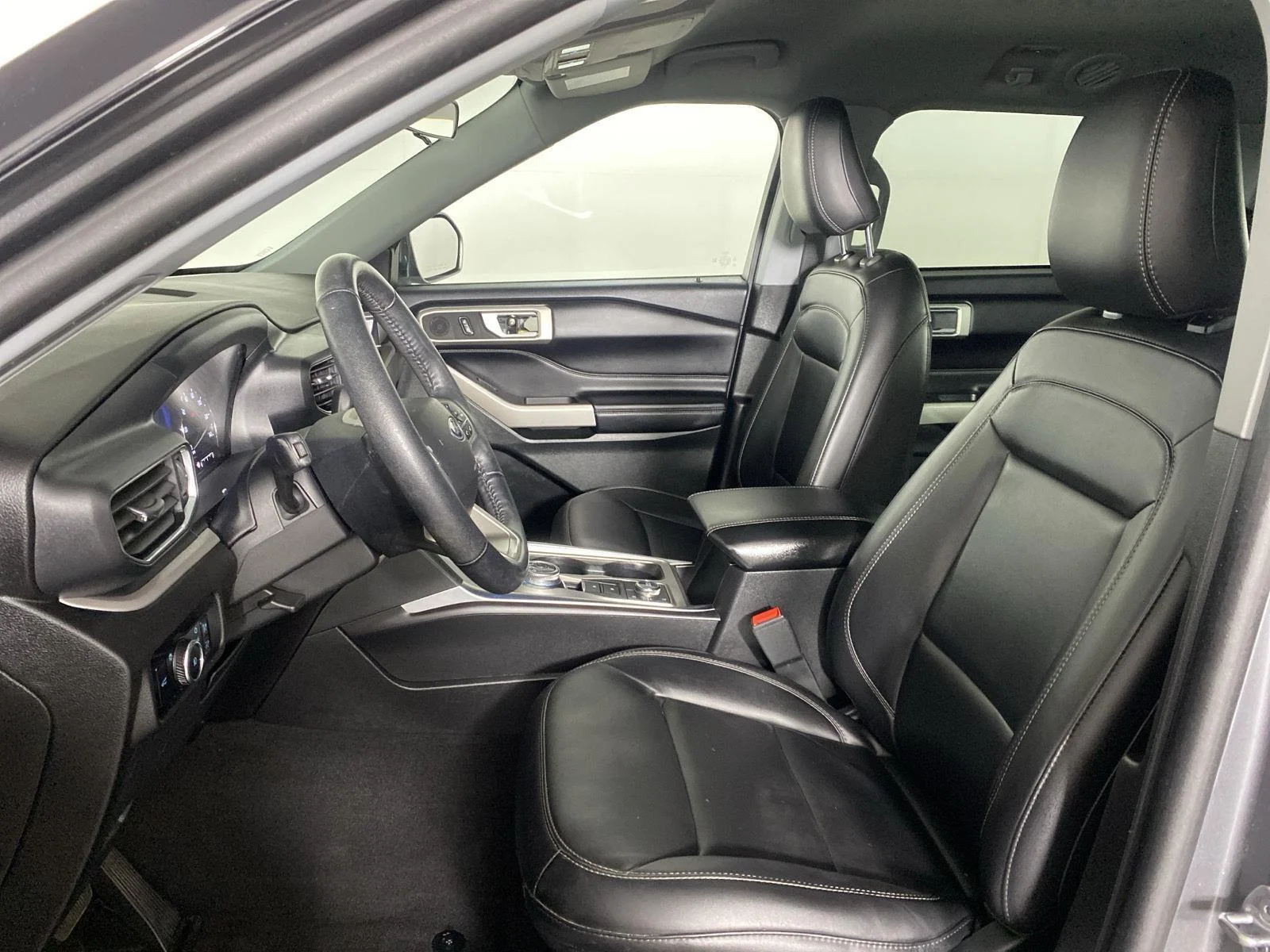 Used 2023 Carbonized Gray Ford XLT image 13