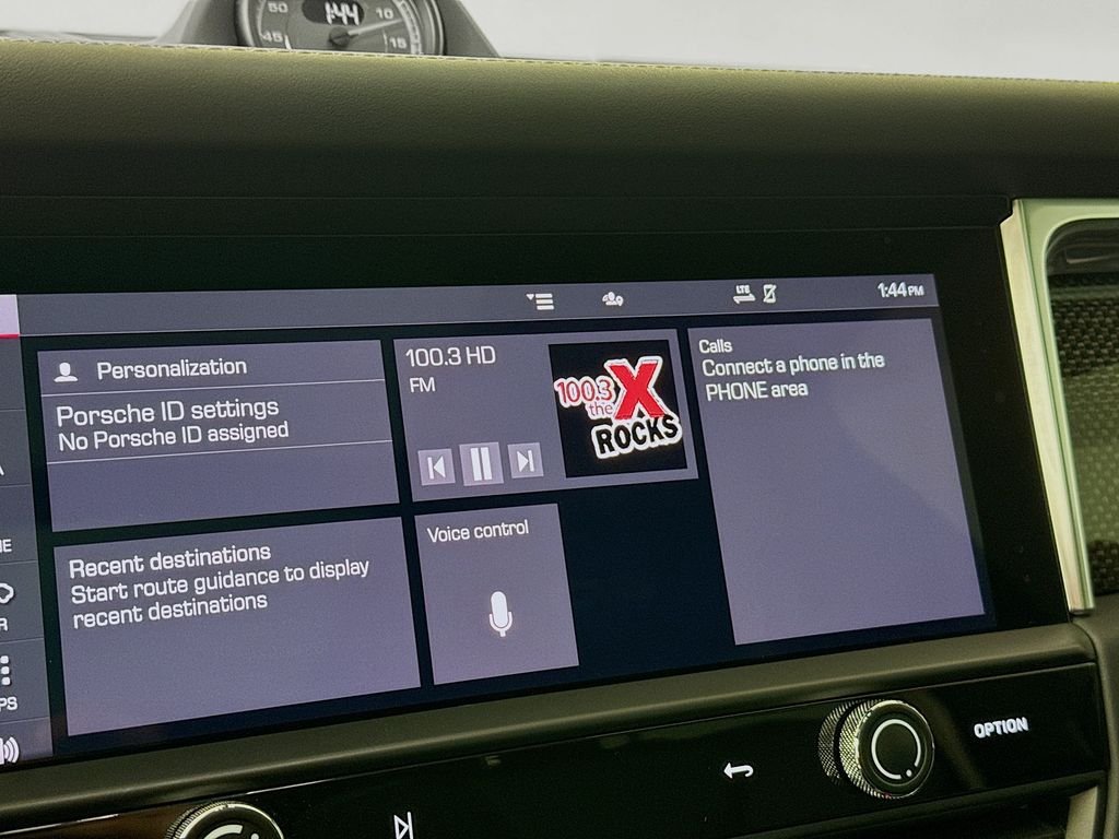 Used 2023  Porsche GTS image 16