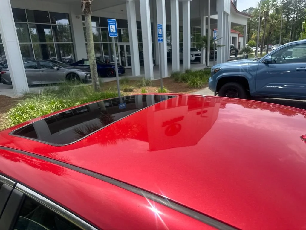 Used 2011 Red Toyota XLE image 2