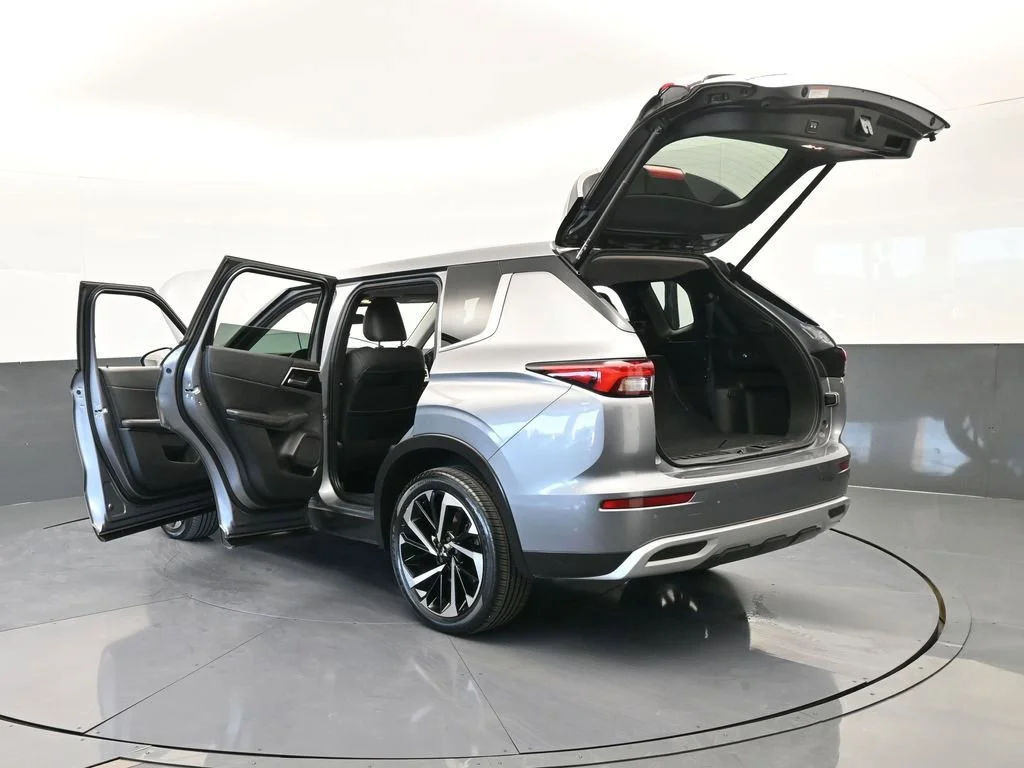 2022 Mitsubishi Outlander SE - Photo 70