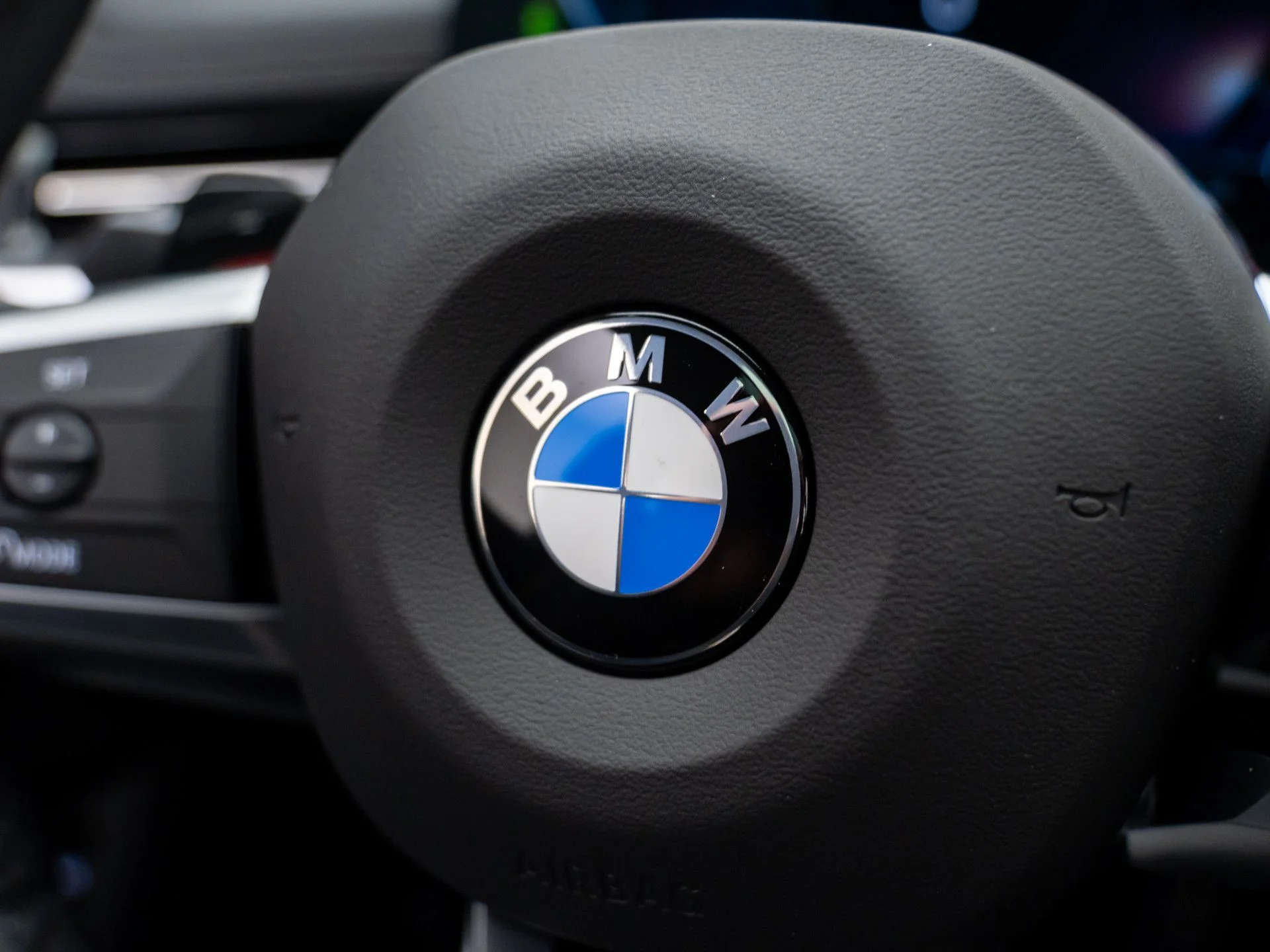 New 2026 White BMW xDrive28i image 23