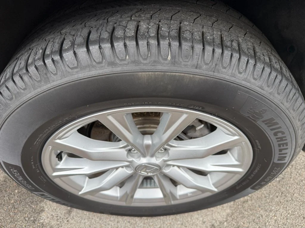 Used 2023 Gray Honda EX-L image 6
