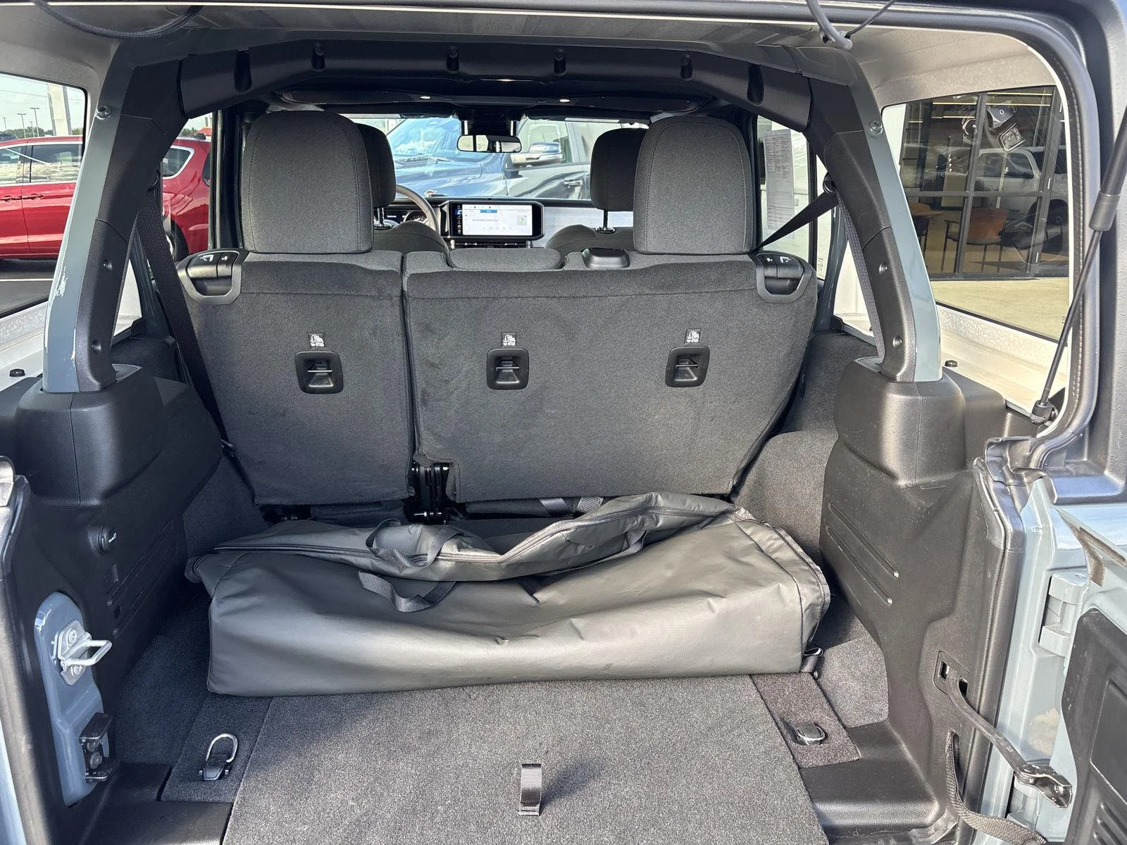 Used 2024 Anvil Clear Coat Jeep Sport S image 11