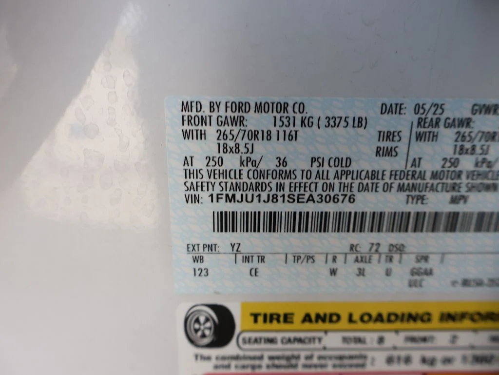 Certified Used 2025 Oxford White Ford Active image 42