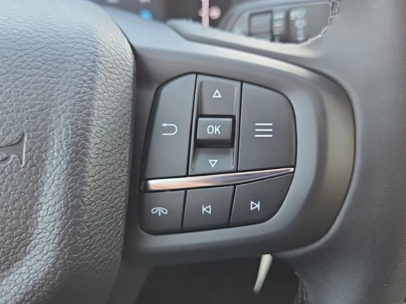 New 2026 Carbonized Gray Metallic Ford XLT image 32
