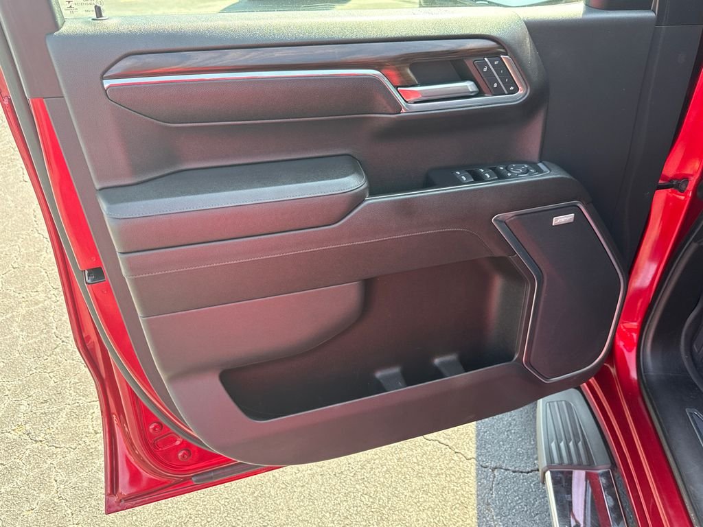 2023 GMC Sierra 1500 SLT - Photo 10