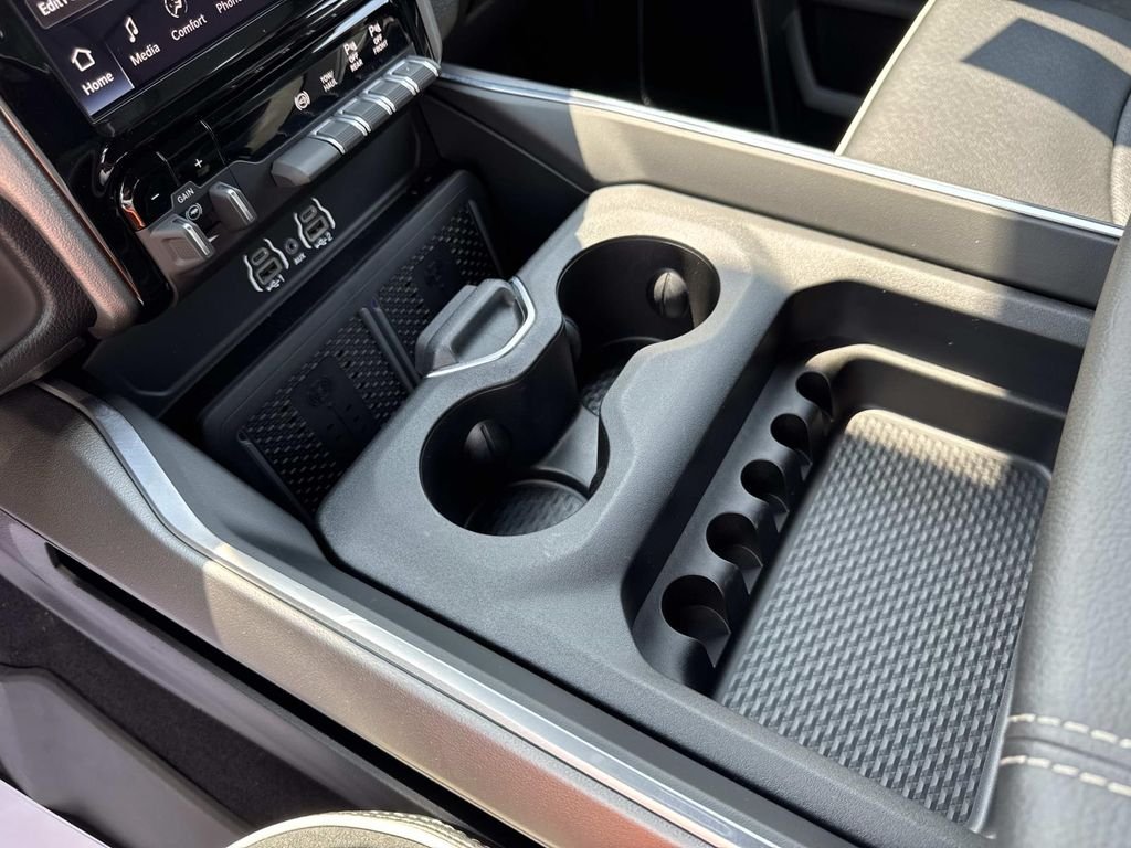 2026 RAM 2500 Laramie - Photo 45